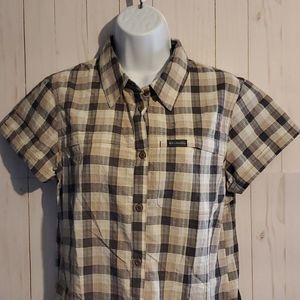 Women's Columbia button down shirt sleeve shirt
